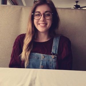 Meet your Posher, Mackenzie